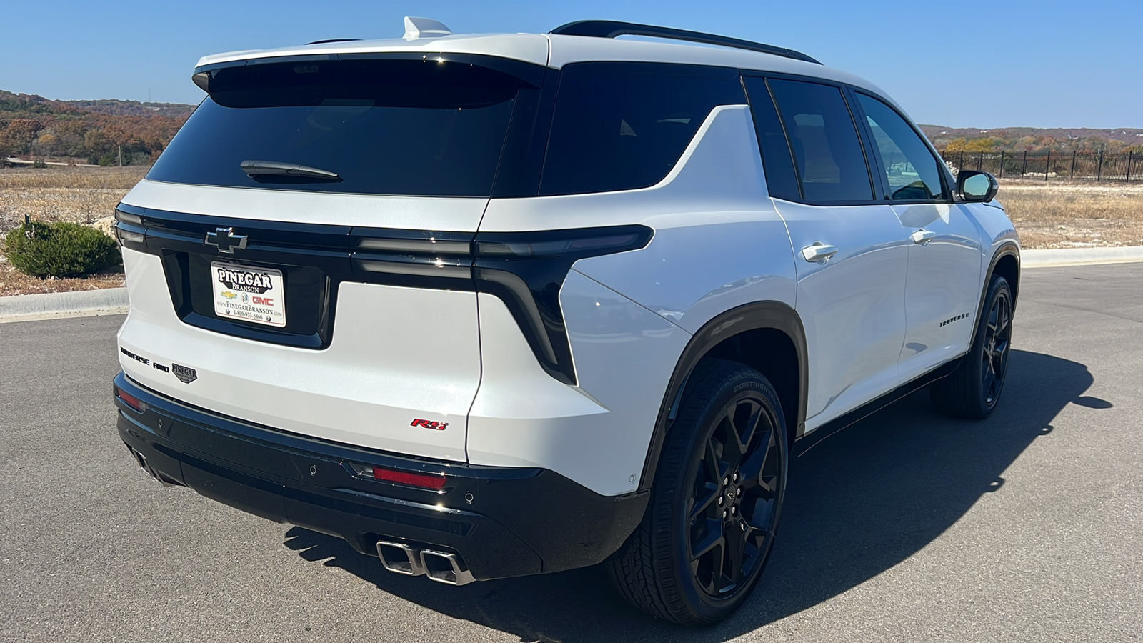 2024 Chevrolet Traverse AWD RS 8