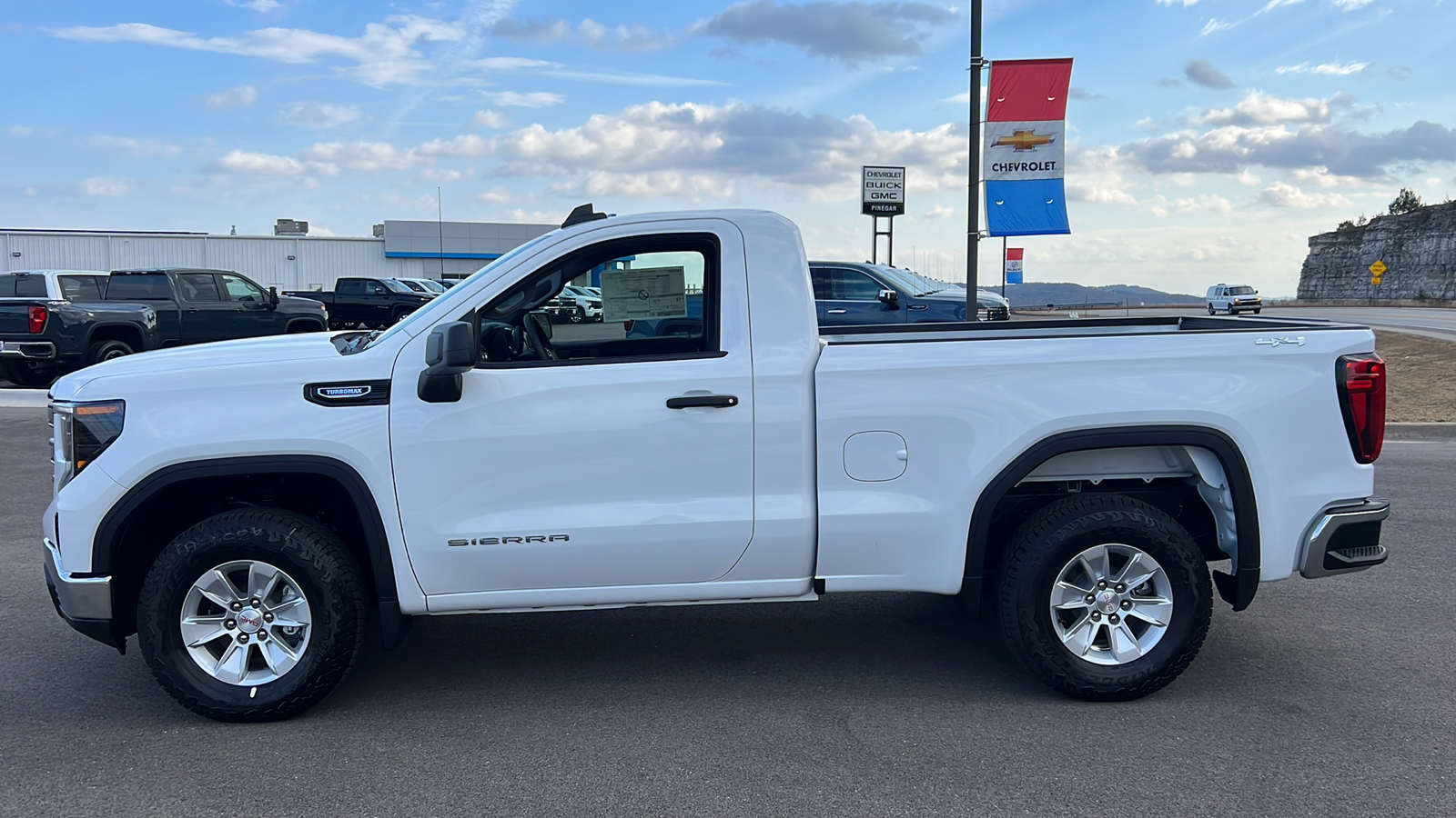 2025 GMC Sierra 1500 Pro 4