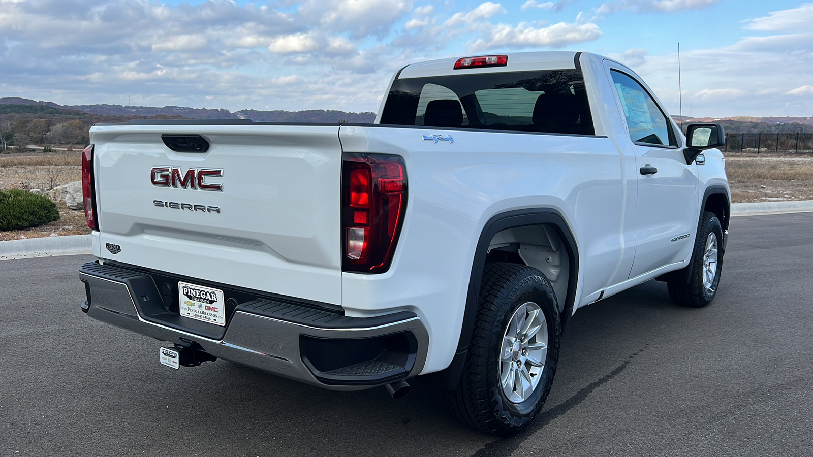 2025 GMC Sierra 1500 Pro 8