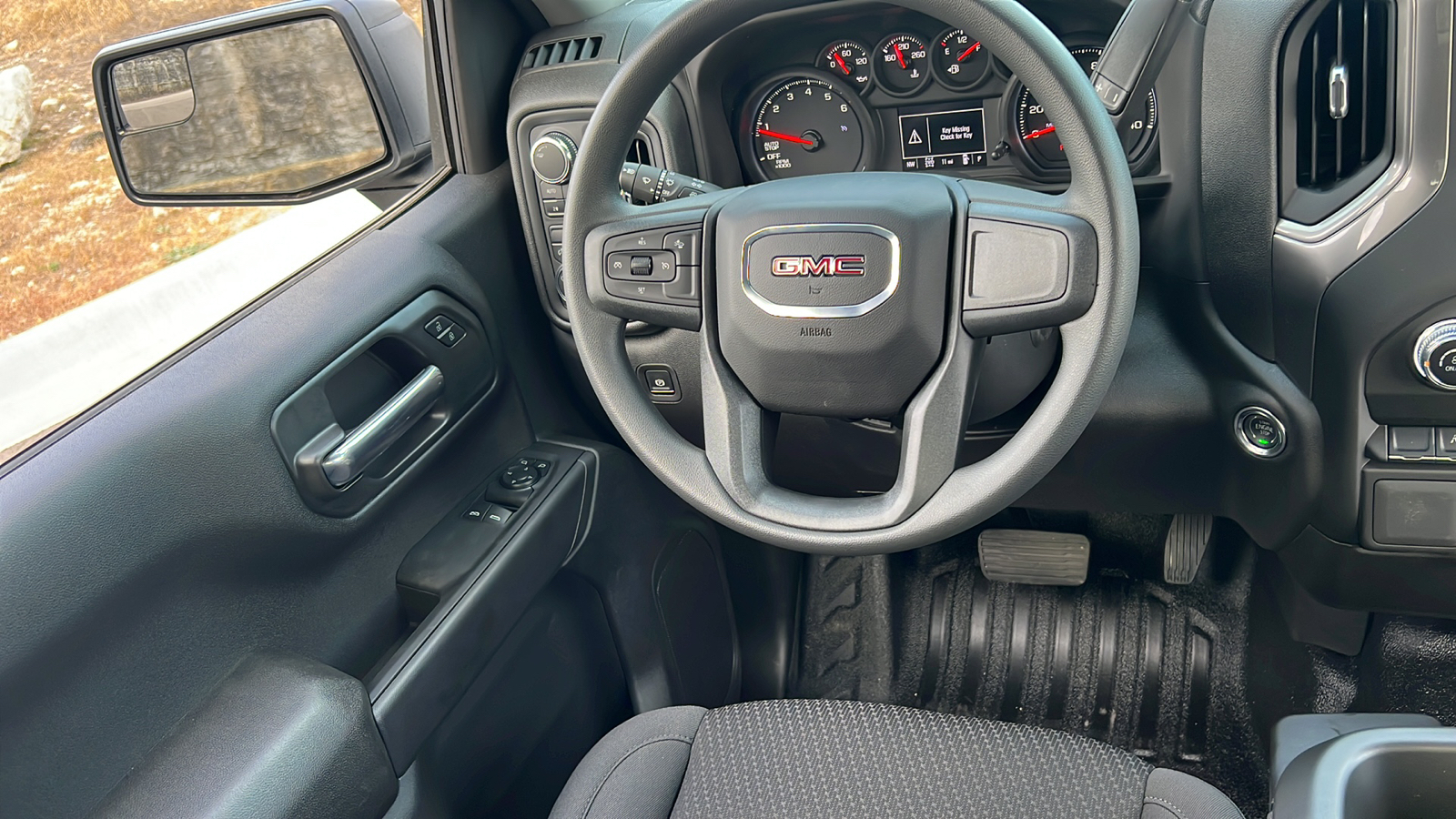 2025 GMC Sierra 1500 Pro 11