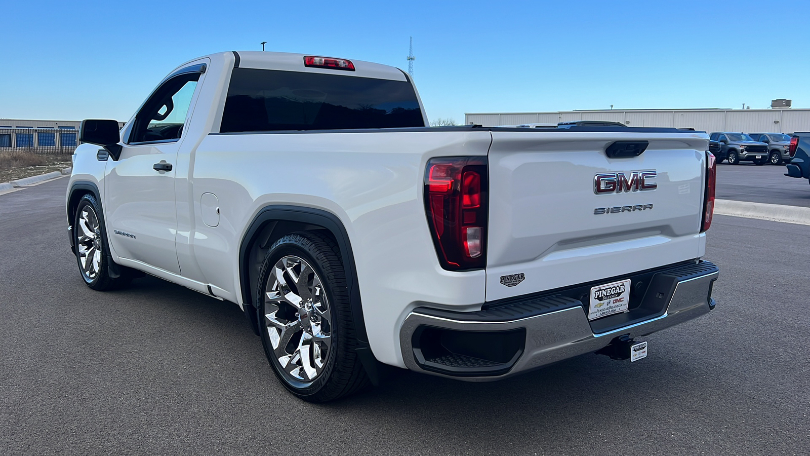 2023 GMC Sierra 1500 Pro 6