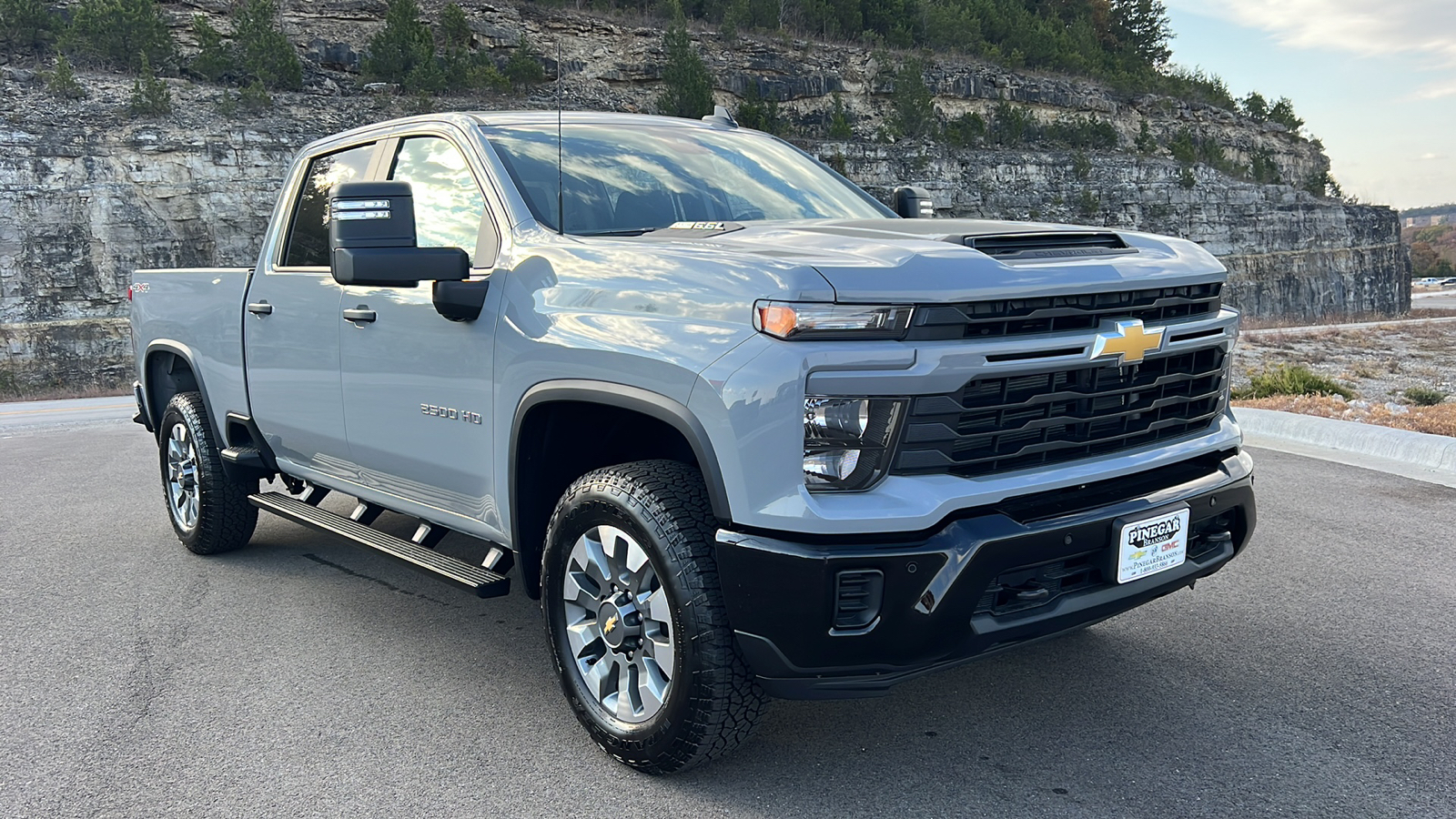 2025 Chevrolet Silverado 2500 Custom 1