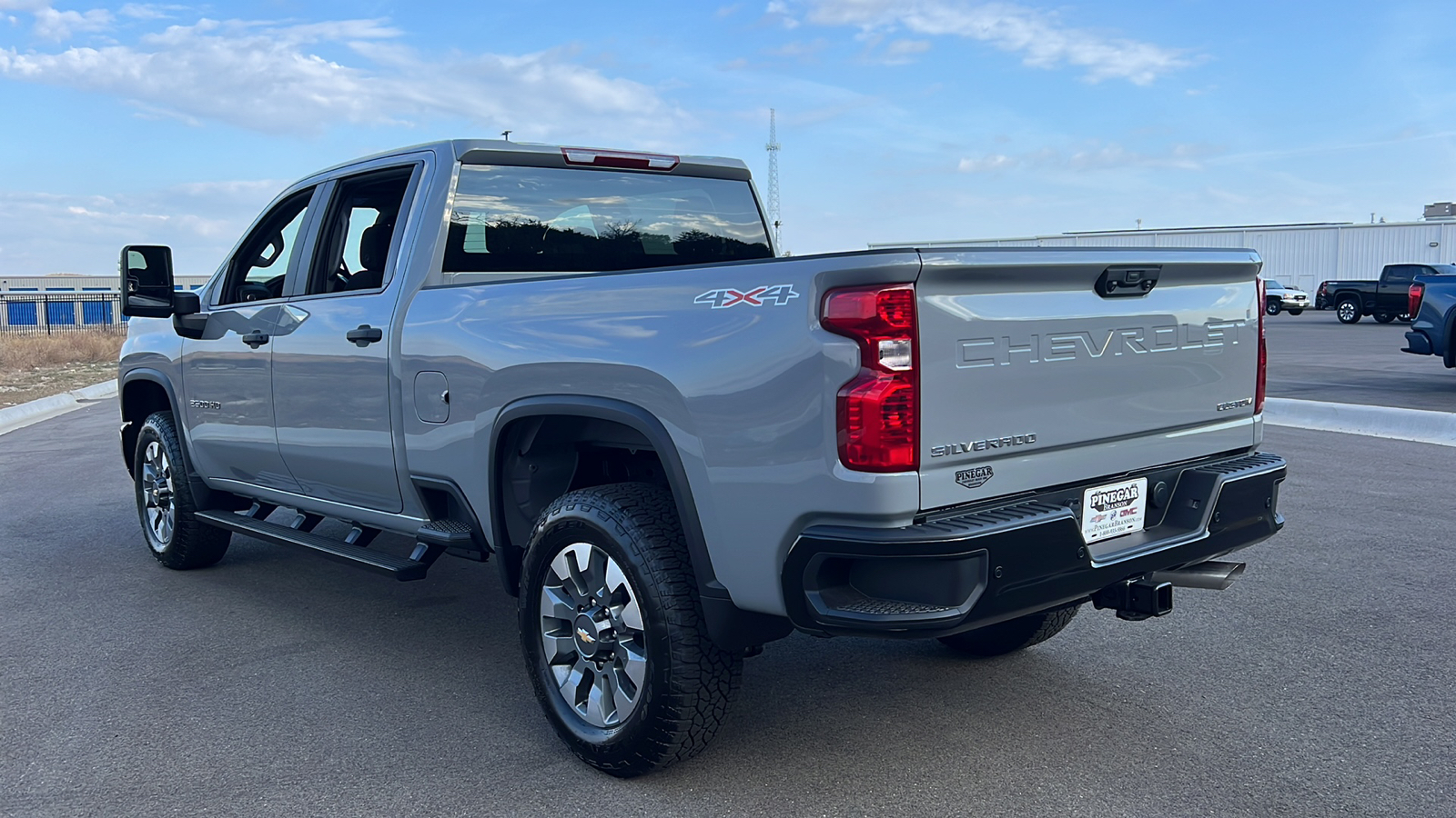 2025 Chevrolet Silverado 2500 Custom 6