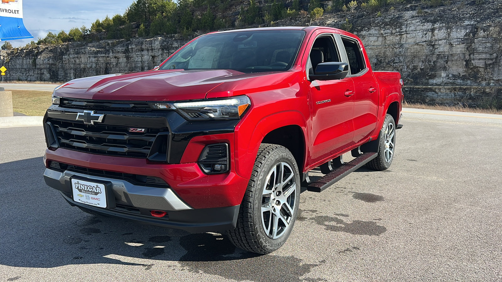 2024 Chevrolet Colorado 4WD Z71 3