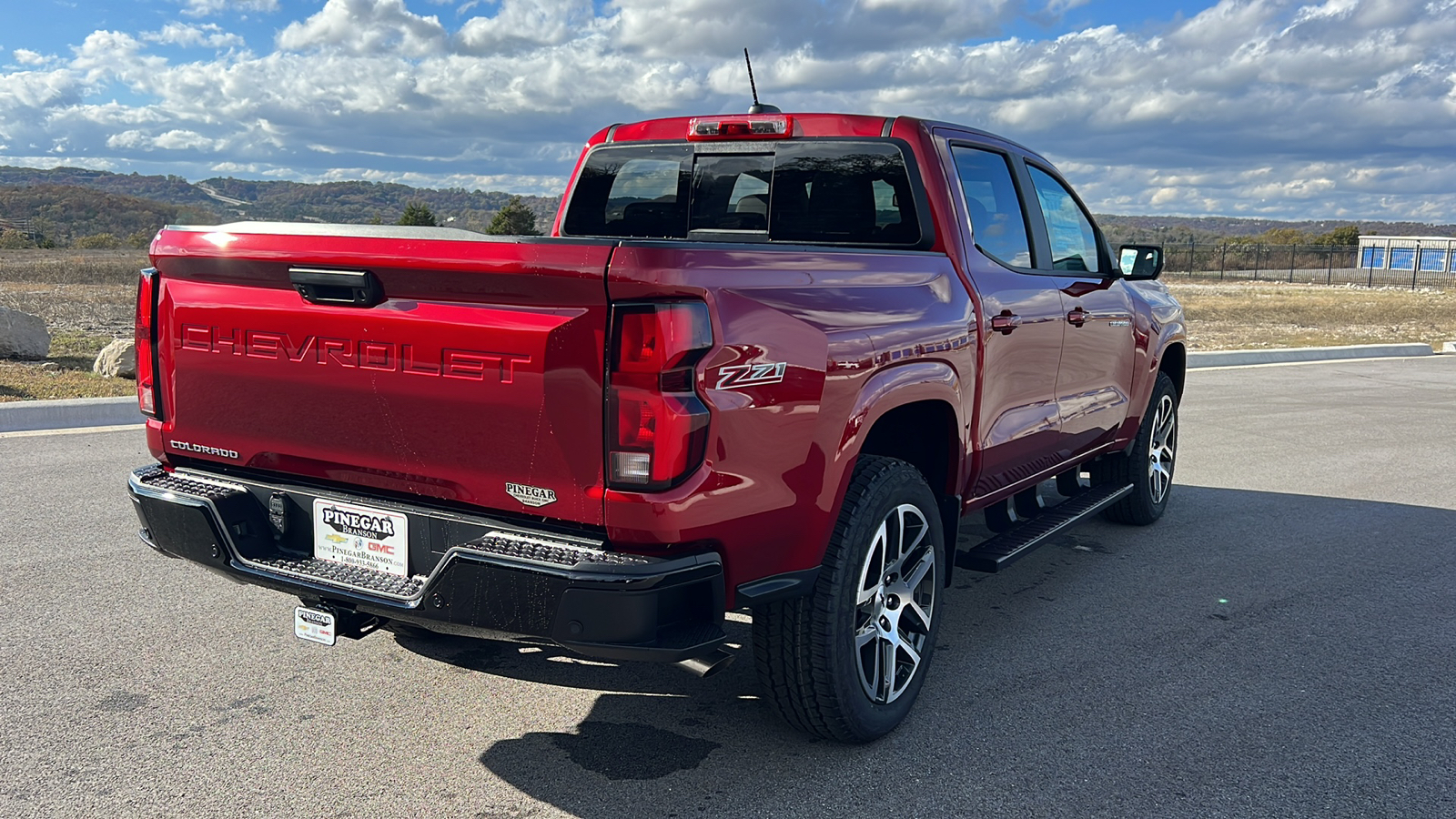 2024 Chevrolet Colorado 4WD Z71 8