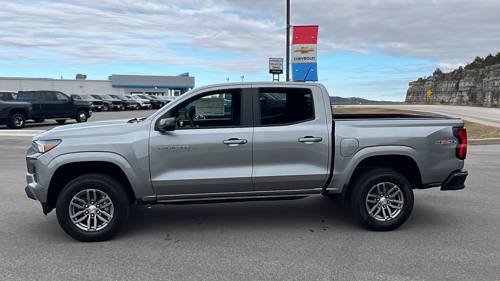 2024 Chevrolet Colorado 4WD LT 4