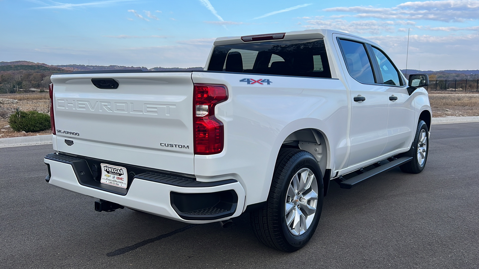 2025 Chevrolet Silverado 1500 Custom 8