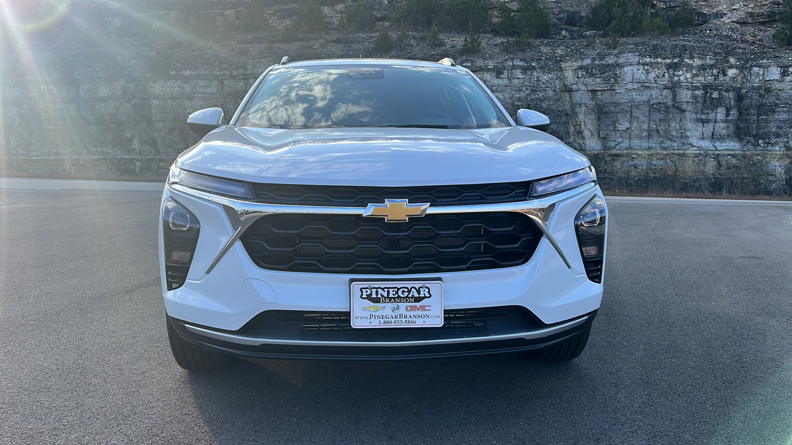 2025 Chevrolet Trax LT 2