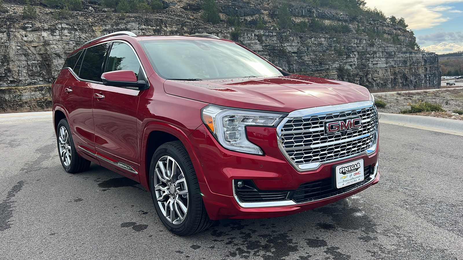 2024 GMC Terrain Denali 1