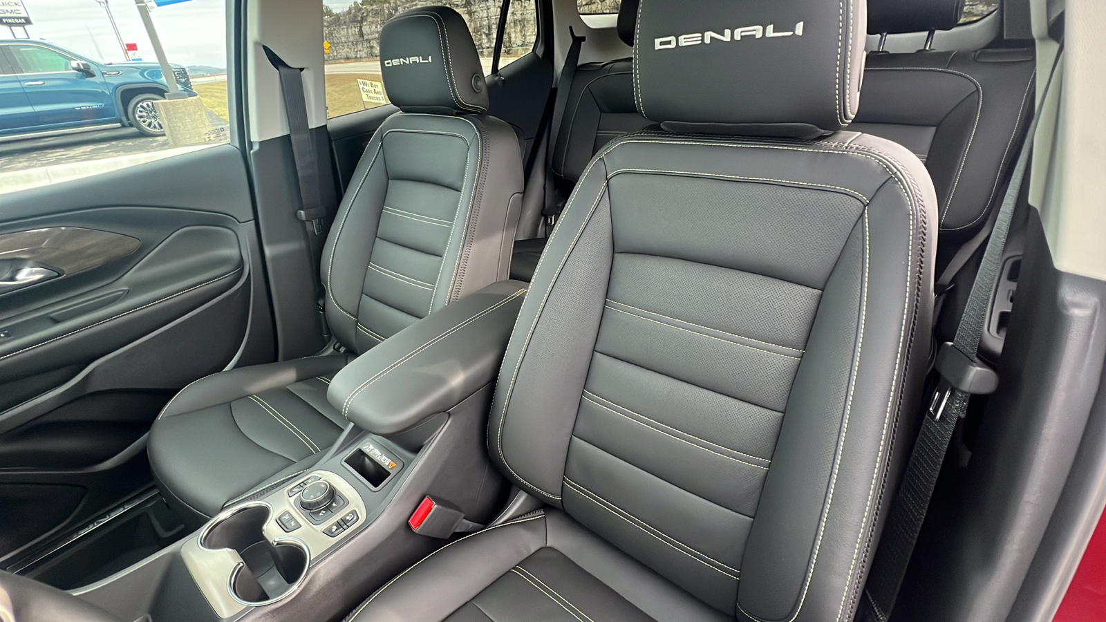 2024 GMC Terrain Denali 17