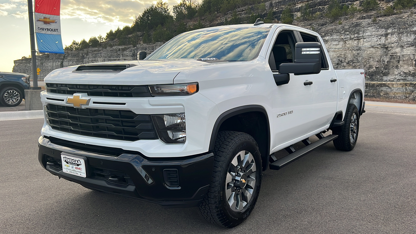 2025 Chevrolet Silverado 2500 Custom 3