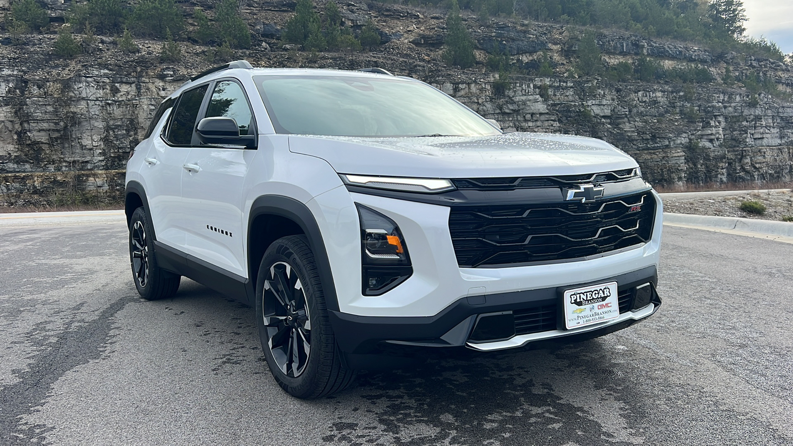 2025 Chevrolet Equinox FWD RS 1