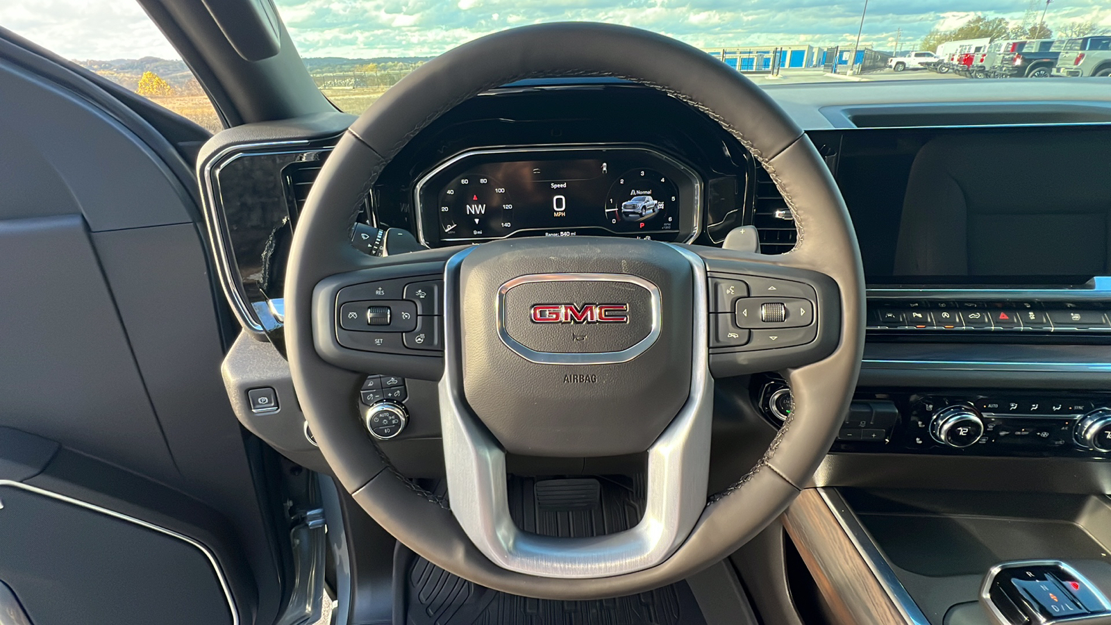 2025 GMC Sierra 1500 SLT 21