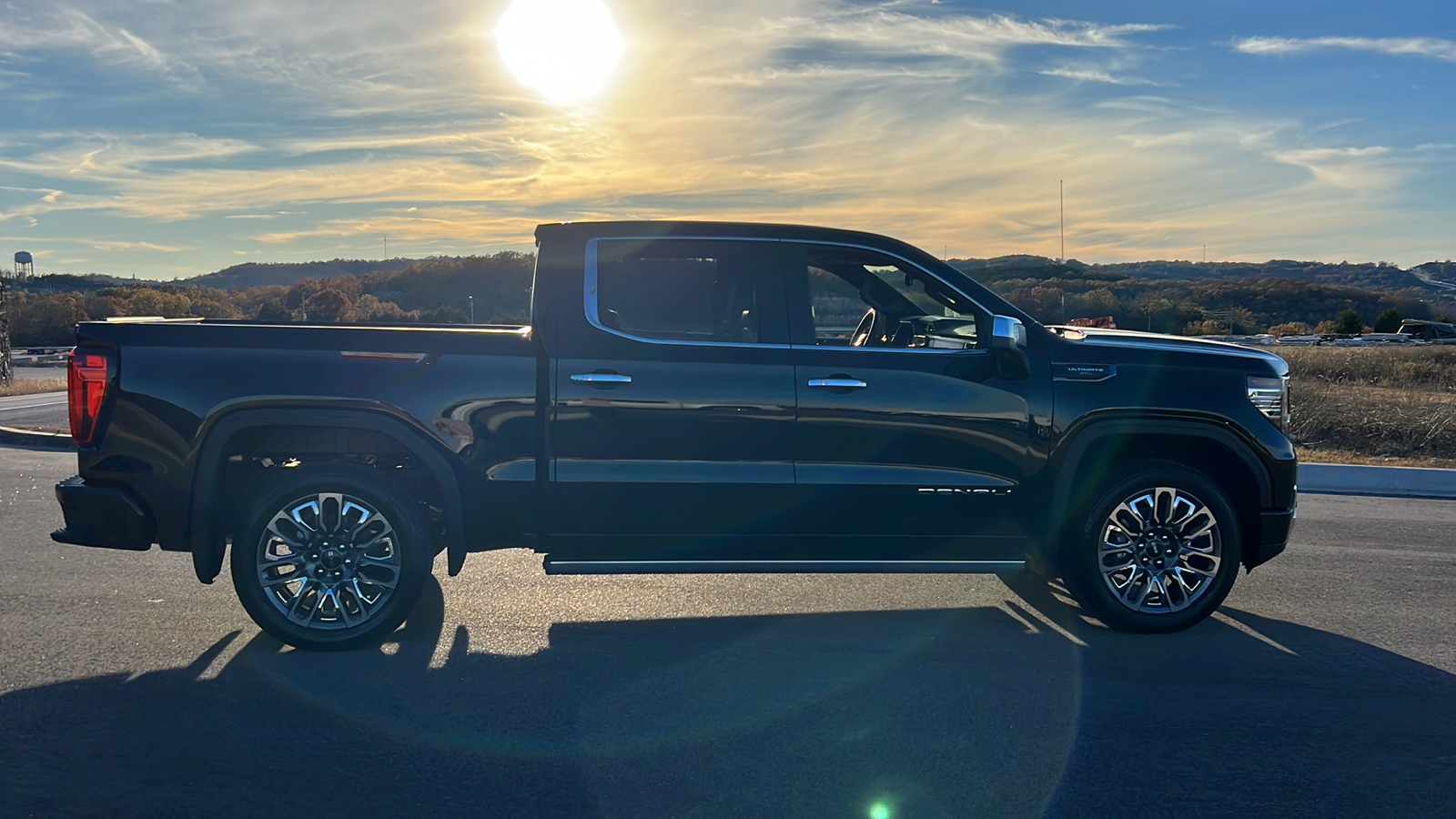 2024 GMC Acadia AWD Denali 9