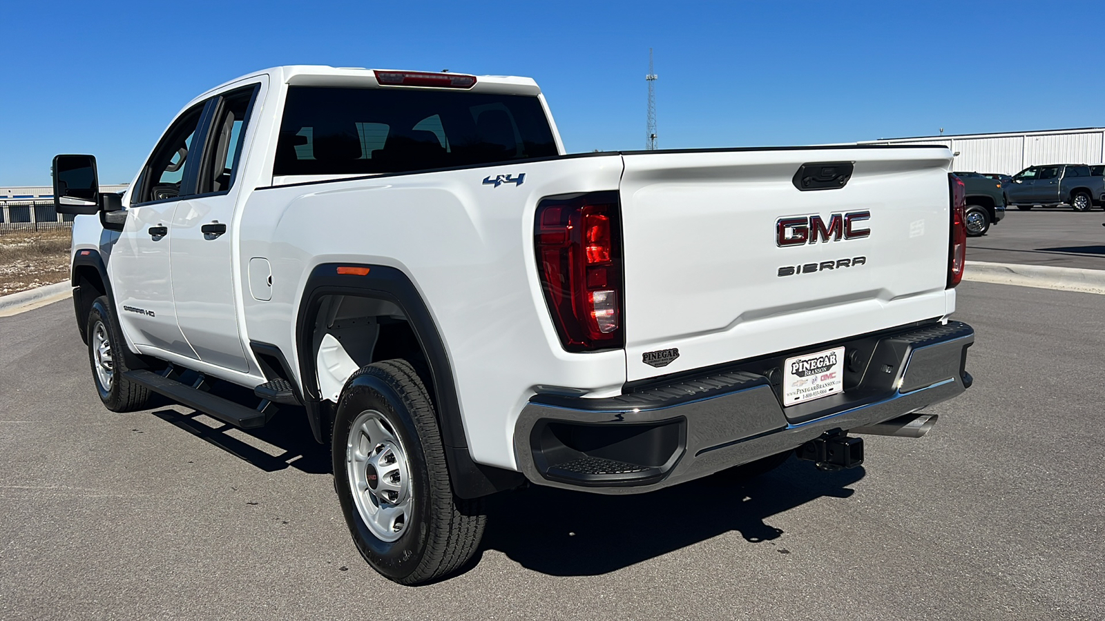 2025 GMC Sierra 2500HD Pro 6