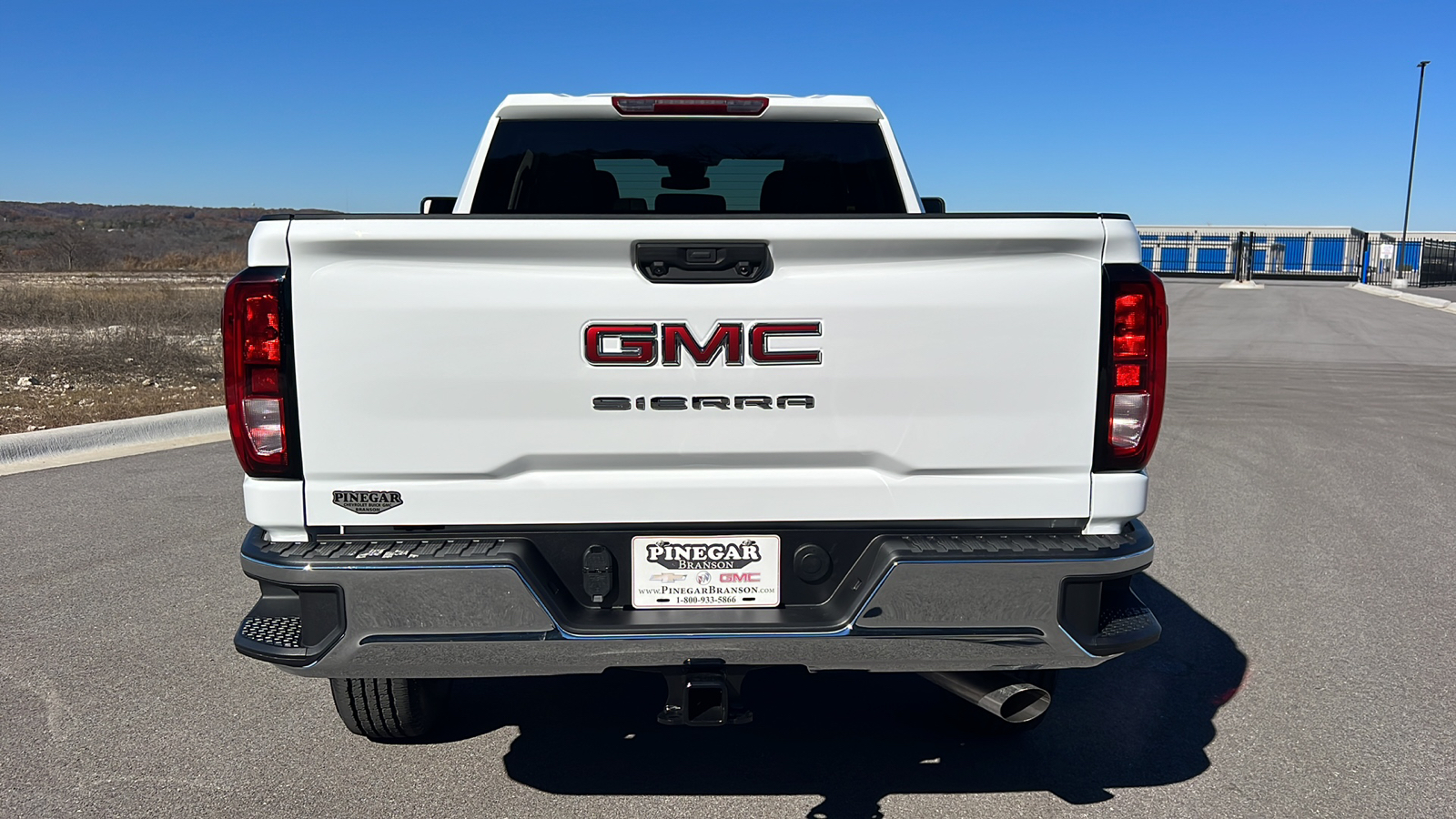 2025 GMC Sierra 2500HD Pro 7