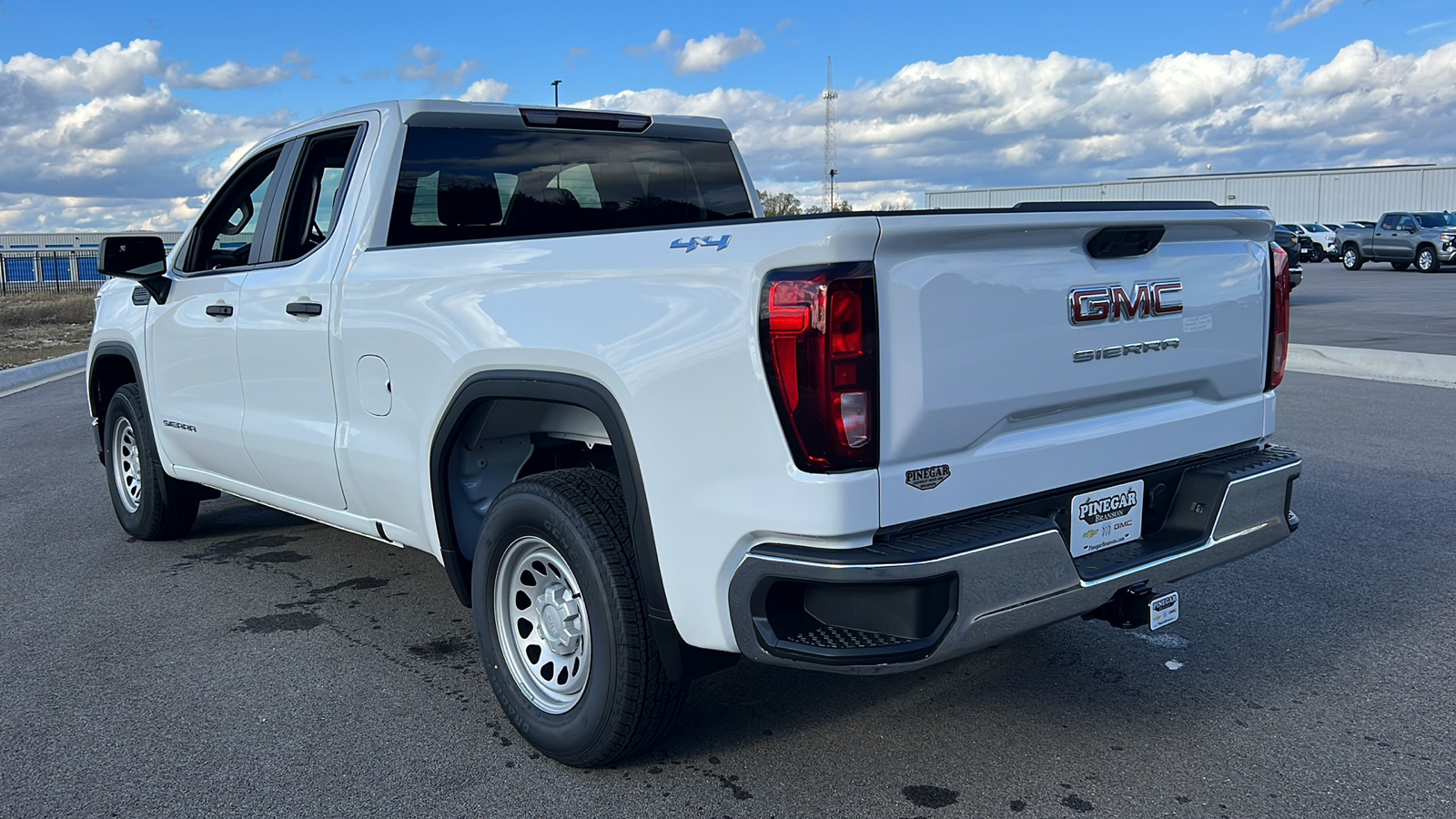 2025 GMC Sierra 1500 Pro 6