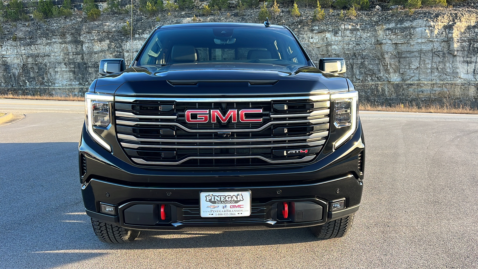 2025 GMC Sierra 1500 AT4 2