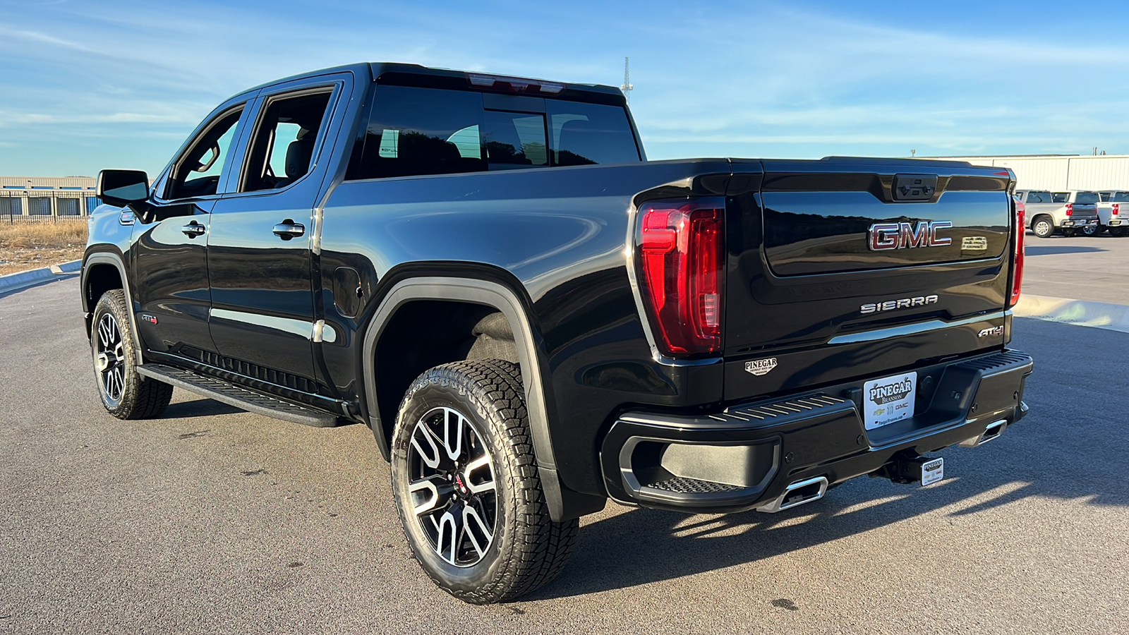 2025 GMC Sierra 1500 AT4 6