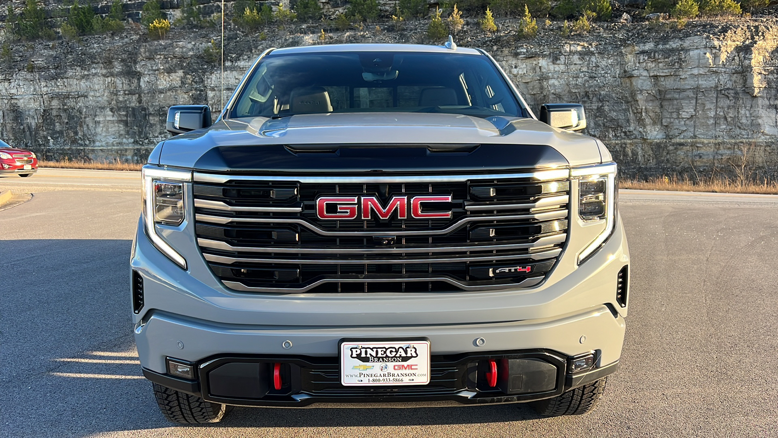 2025 GMC Sierra 1500 AT4 2