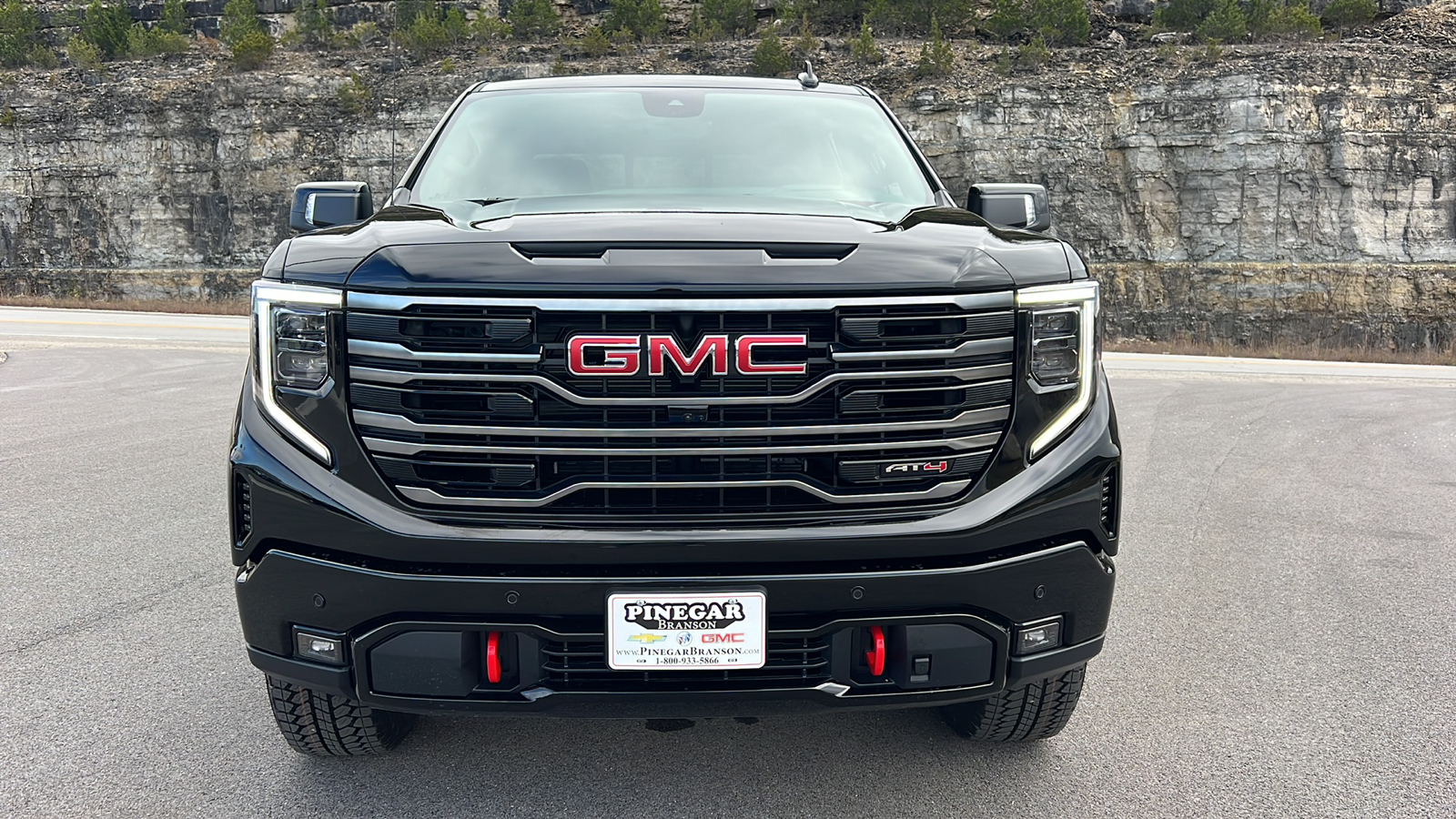 2025 GMC Sierra 1500 AT4 2