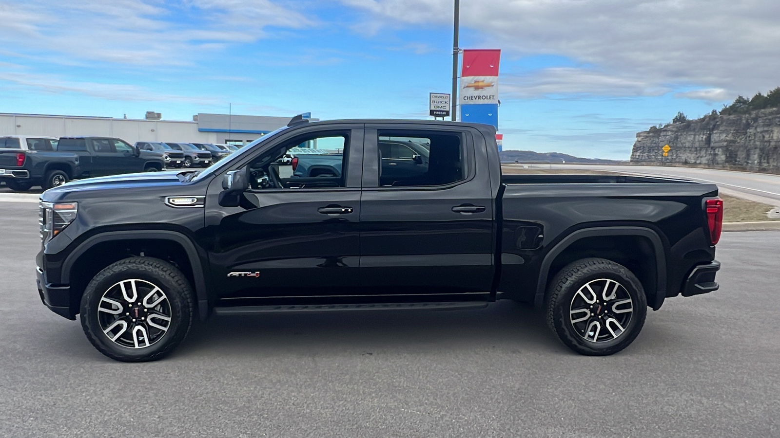 2025 GMC Sierra 1500 AT4 4