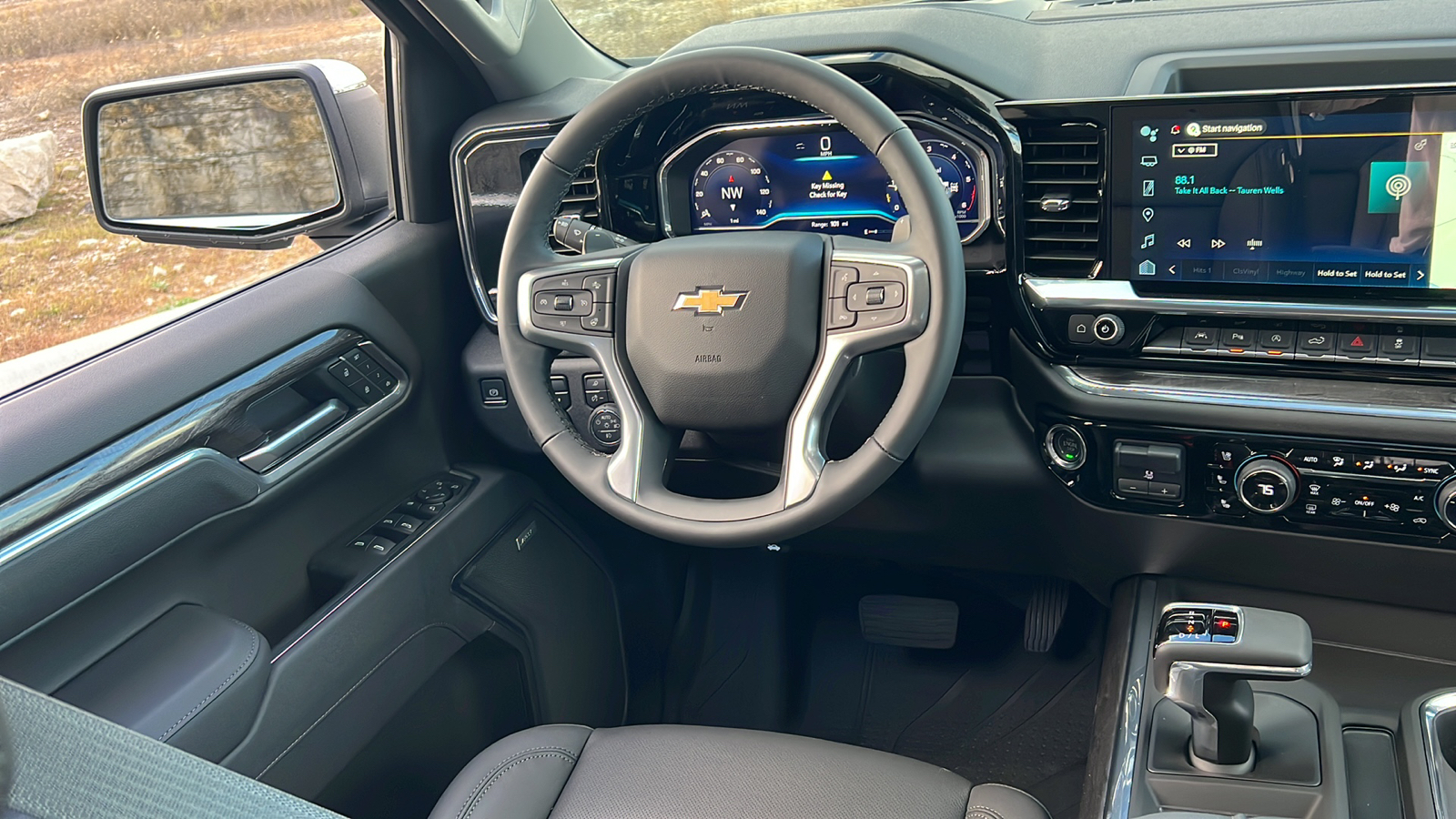 2025 Chevrolet Silverado 1500 LTZ 13