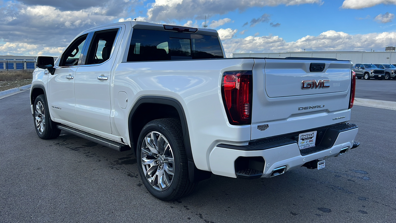 2025 GMC Sierra 1500 Denali 6