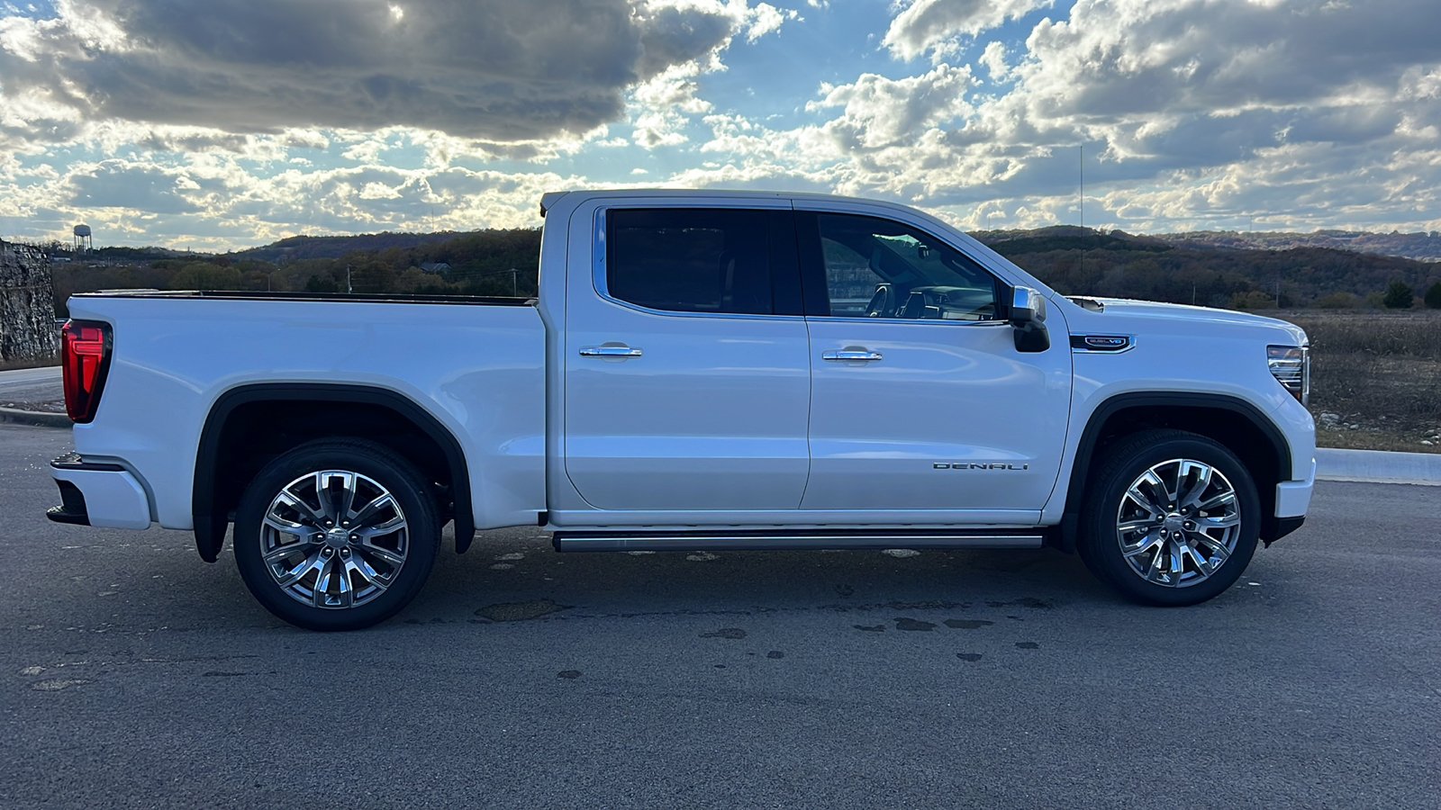 2025 GMC Sierra 1500 Denali 9