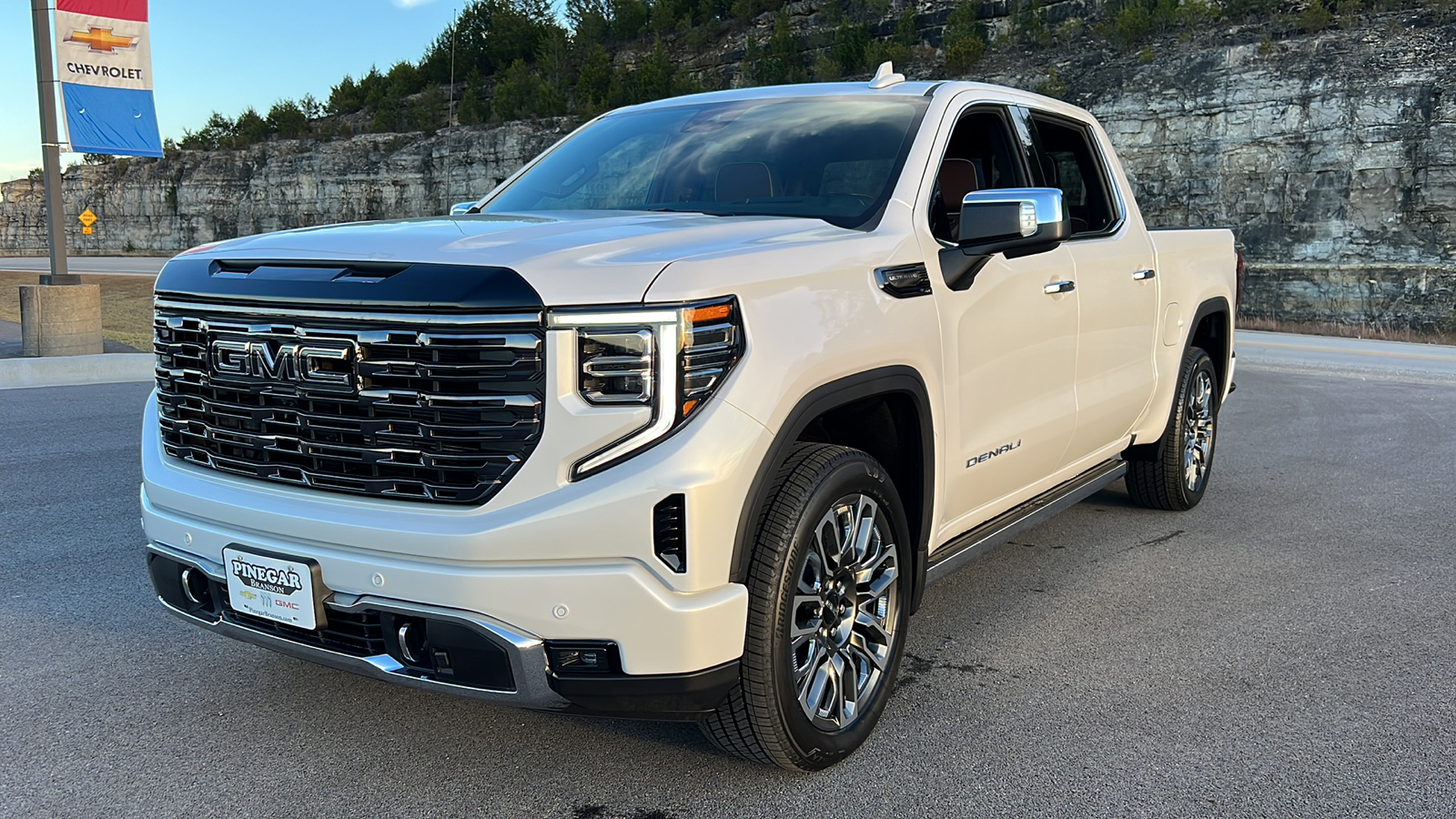 2025 GMC Sierra 1500 Denali Ultimate 3