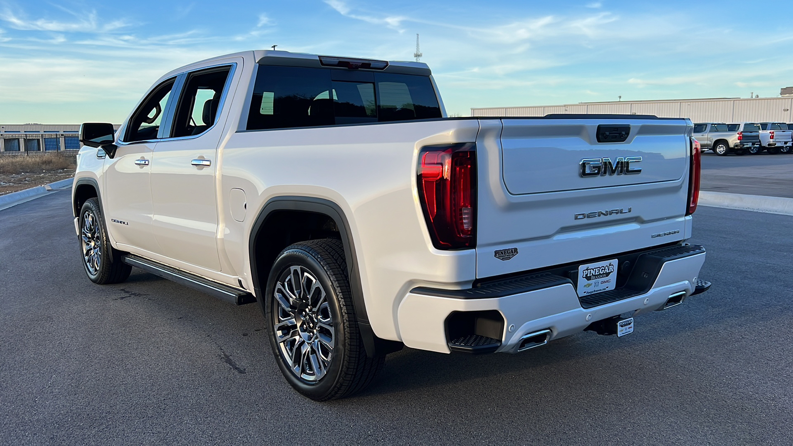 2025 GMC Sierra 1500 Denali Ultimate 6