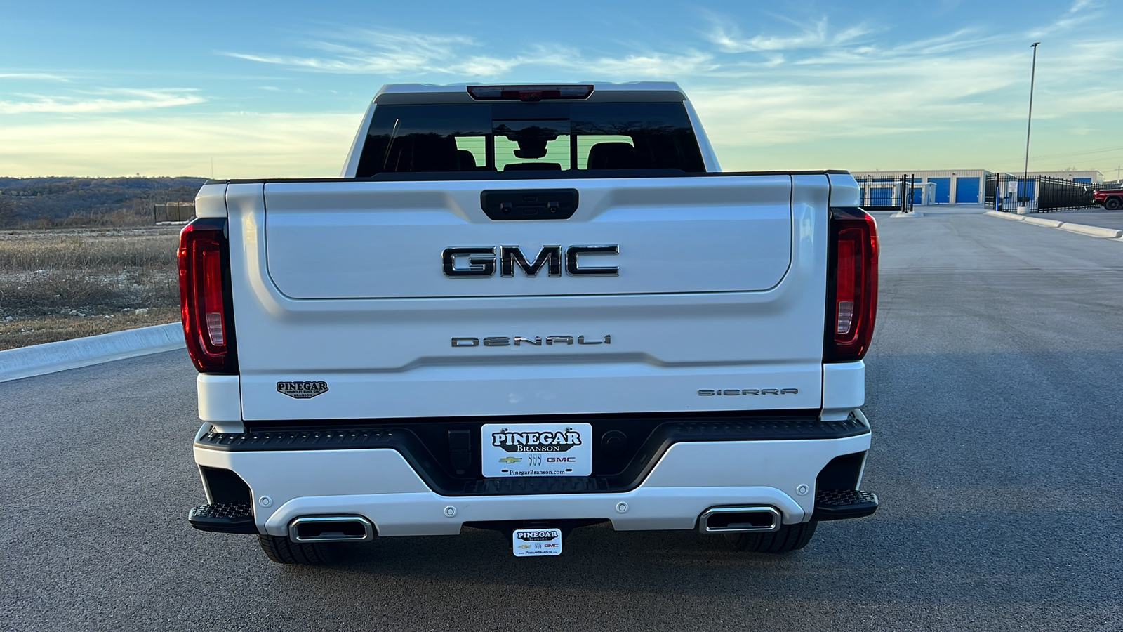 2025 GMC Sierra 1500 Denali Ultimate 7