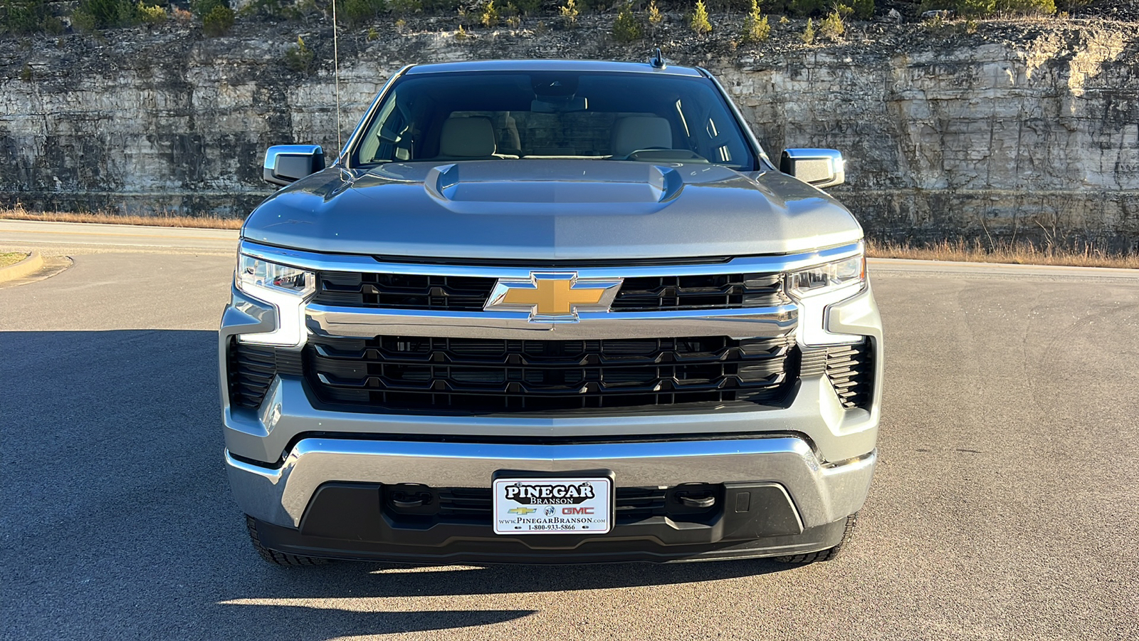 2025 Chevrolet Silverado 1500 LT 2