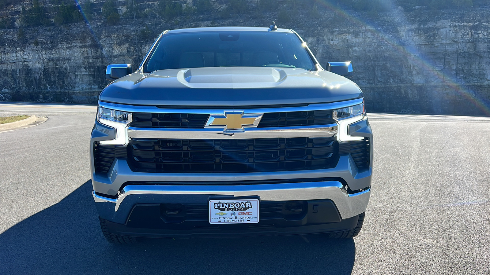 2025 Chevrolet Silverado 1500 LT 2