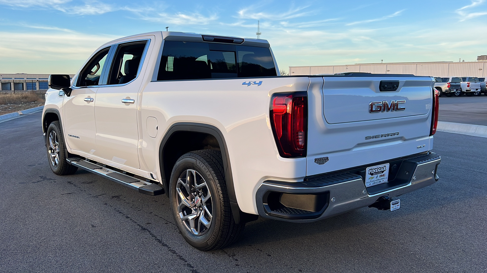 2025 GMC Sierra 1500 SLT 6