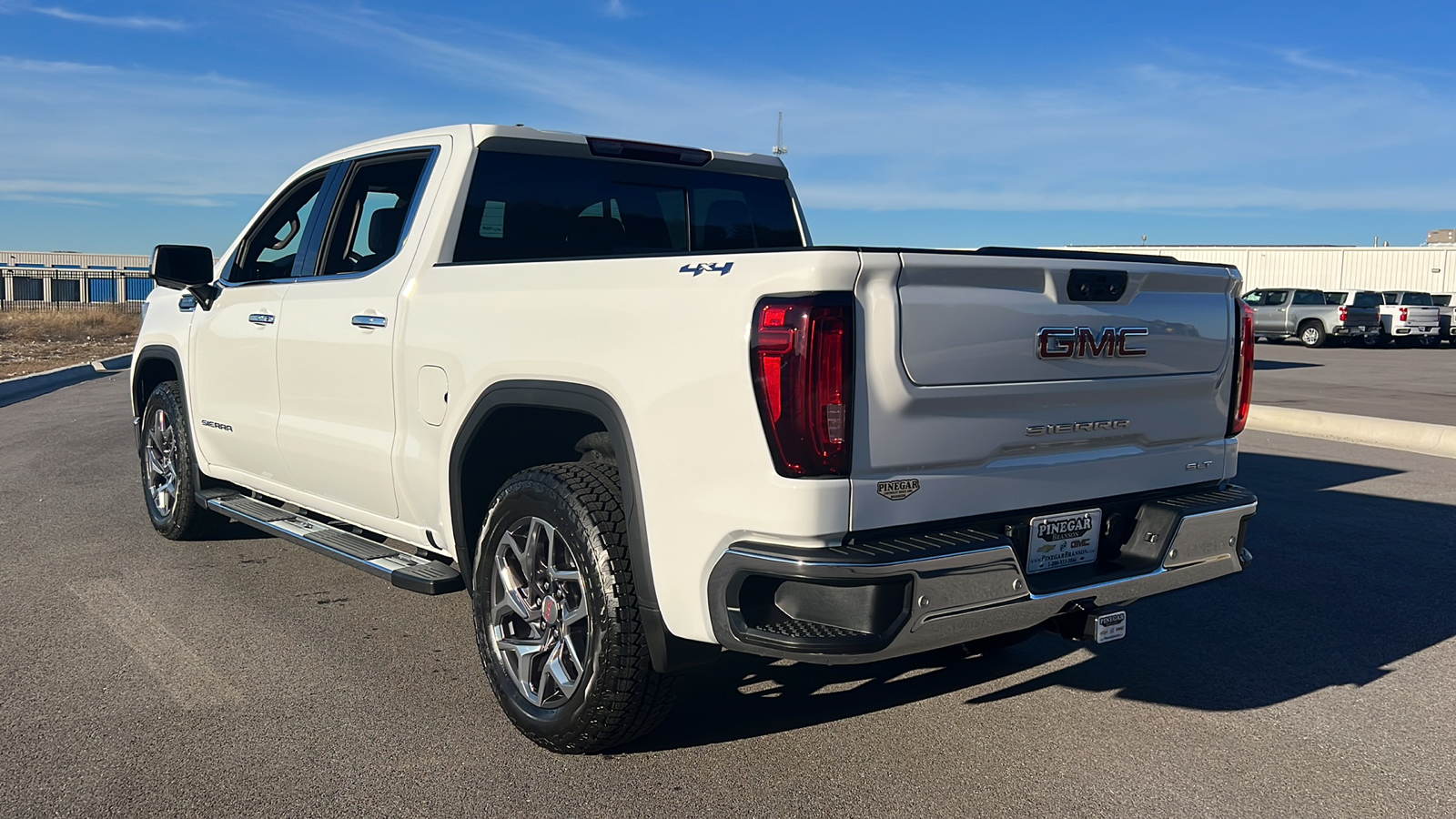 2025 GMC Sierra 1500 SLT 6