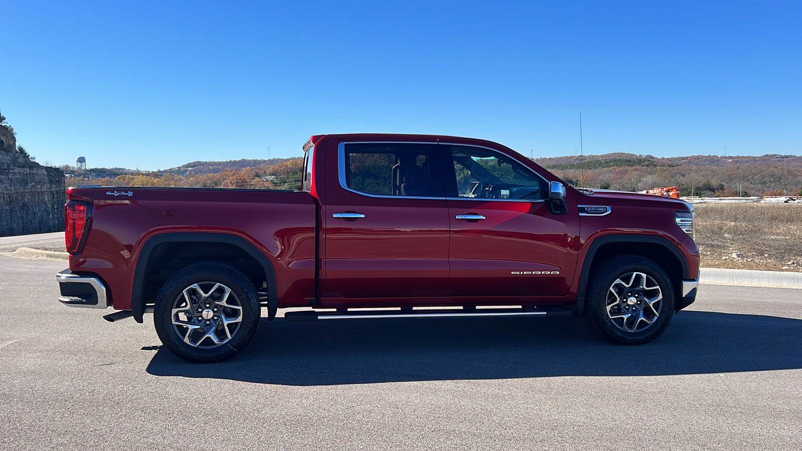 2025 GMC Sierra 1500 SLT 9