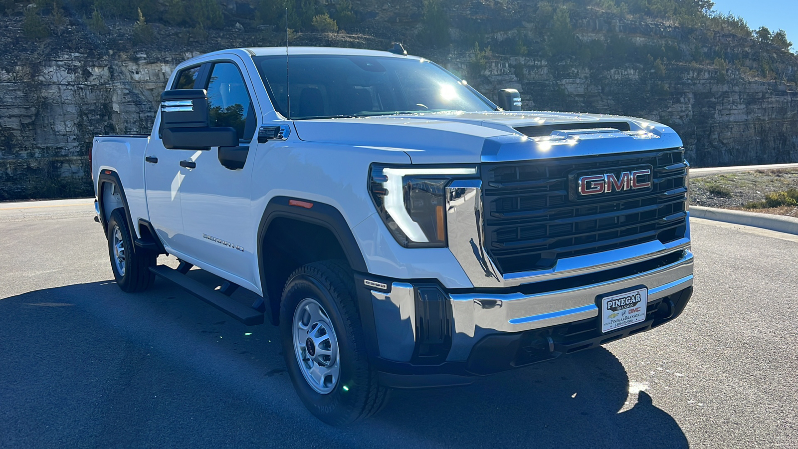 2025 GMC Sierra 2500HD Pro 1