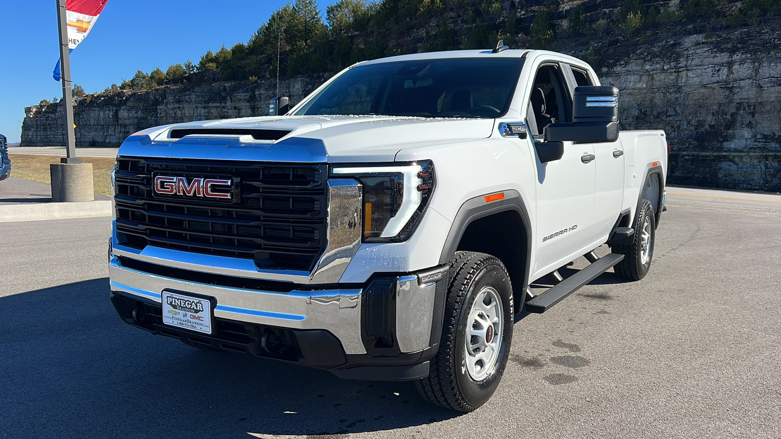 2025 GMC Sierra 2500HD Pro 3