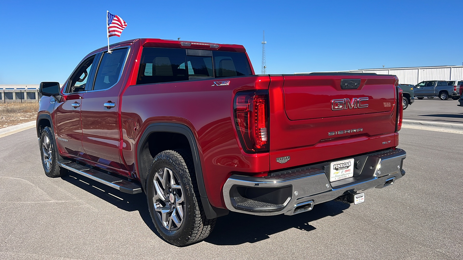 2025 GMC Sierra 1500 SLT 6