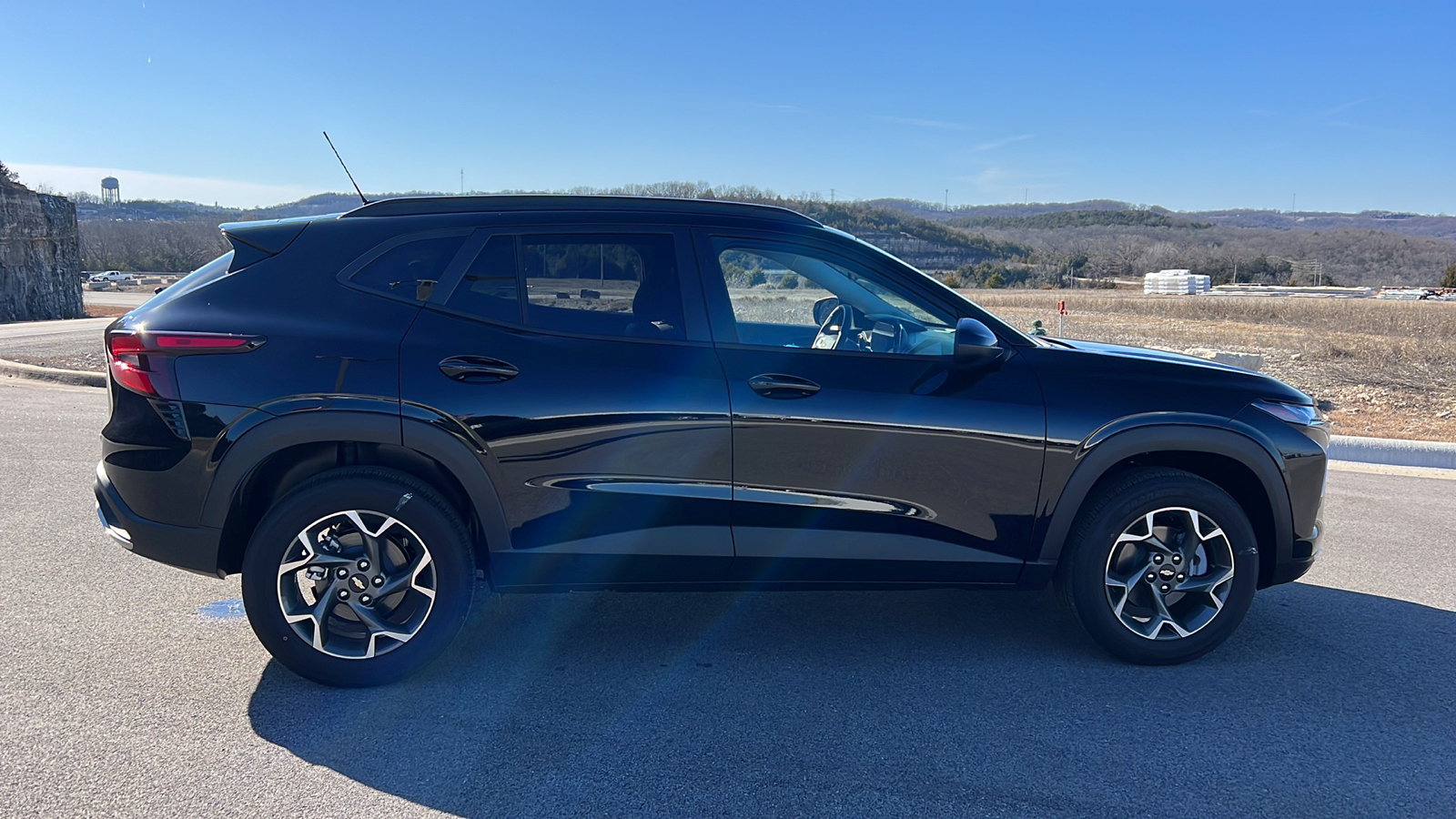 2025 Chevrolet Trax LT 9