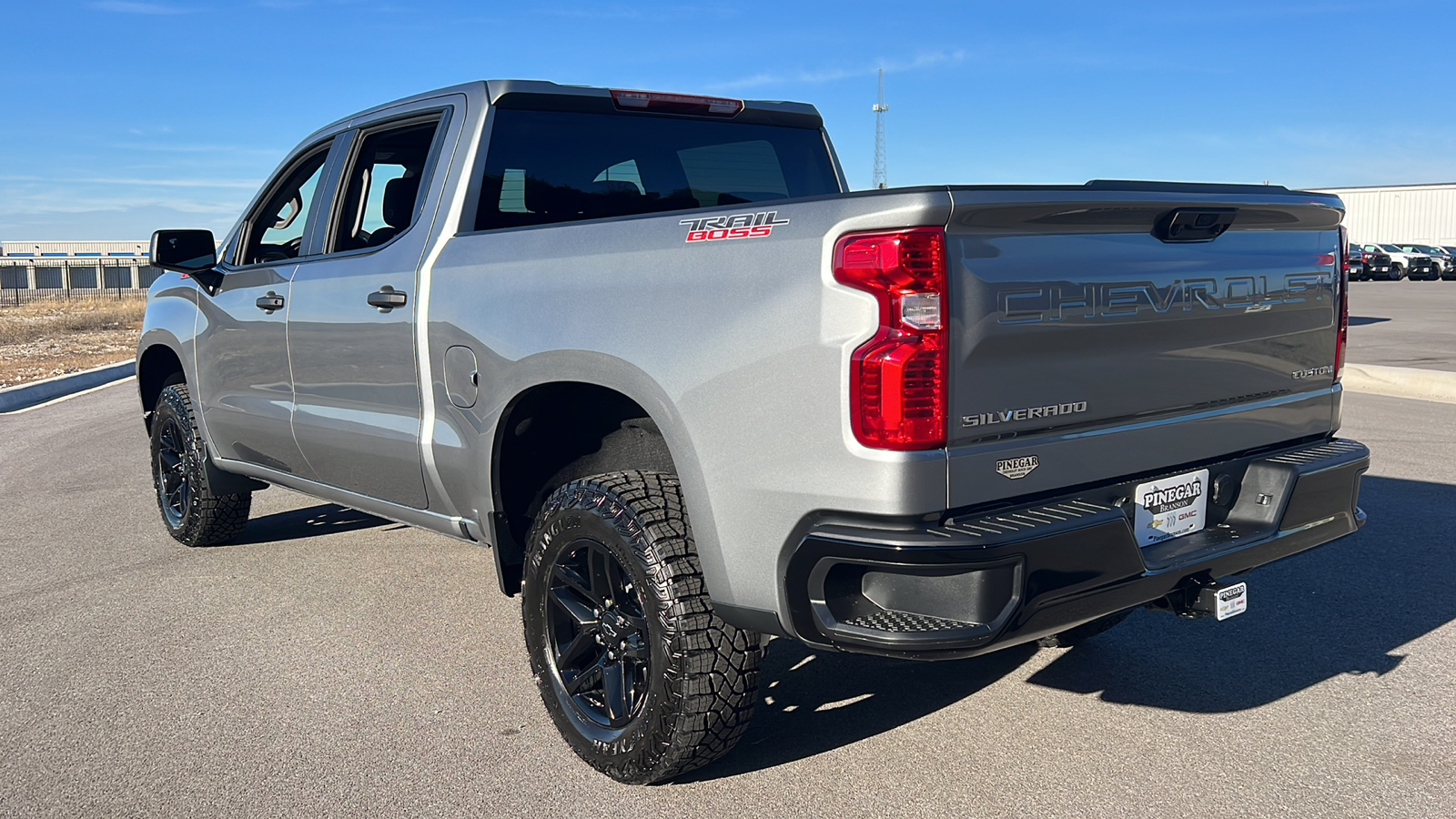 2025 Chevrolet Silverado 1500 Custom Trail Boss 6