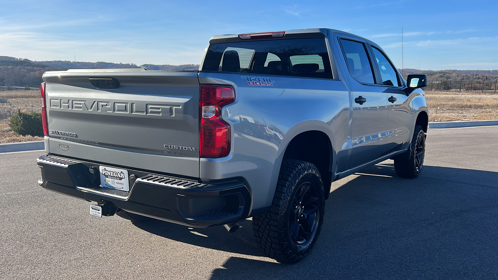 2025 Chevrolet Silverado 1500 Custom Trail Boss 8