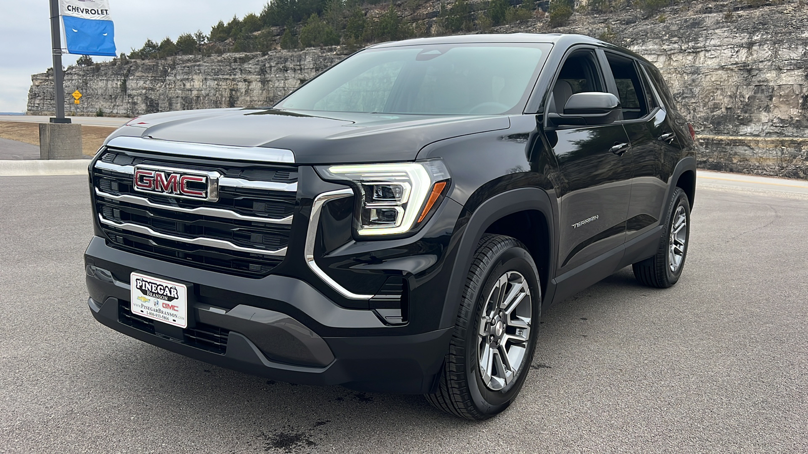 2025 GMC Terrain Elevation 3