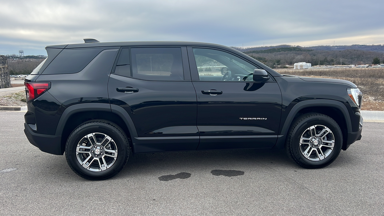 2025 GMC Terrain Elevation 9