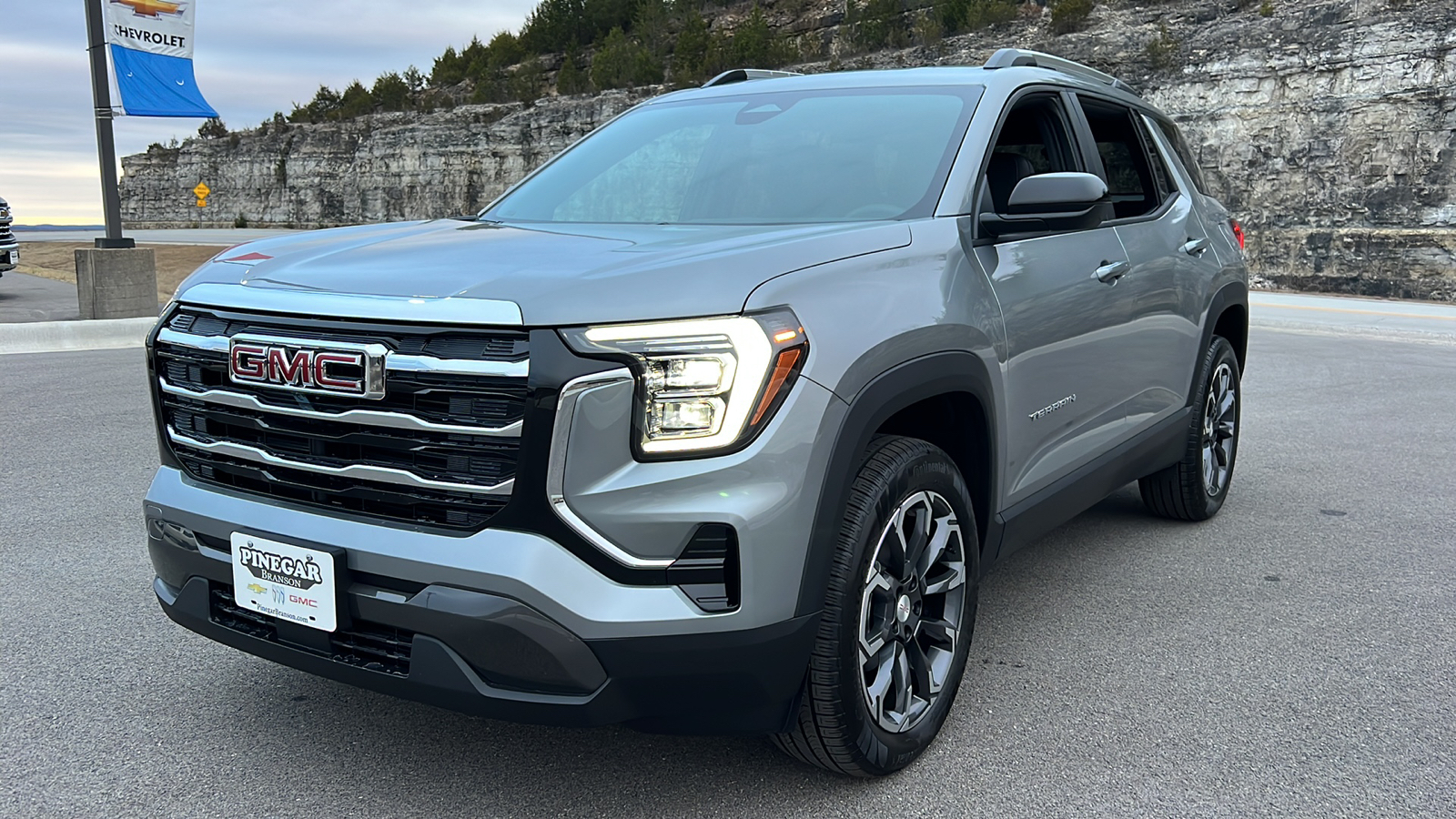 2025 GMC Terrain Elevation 3