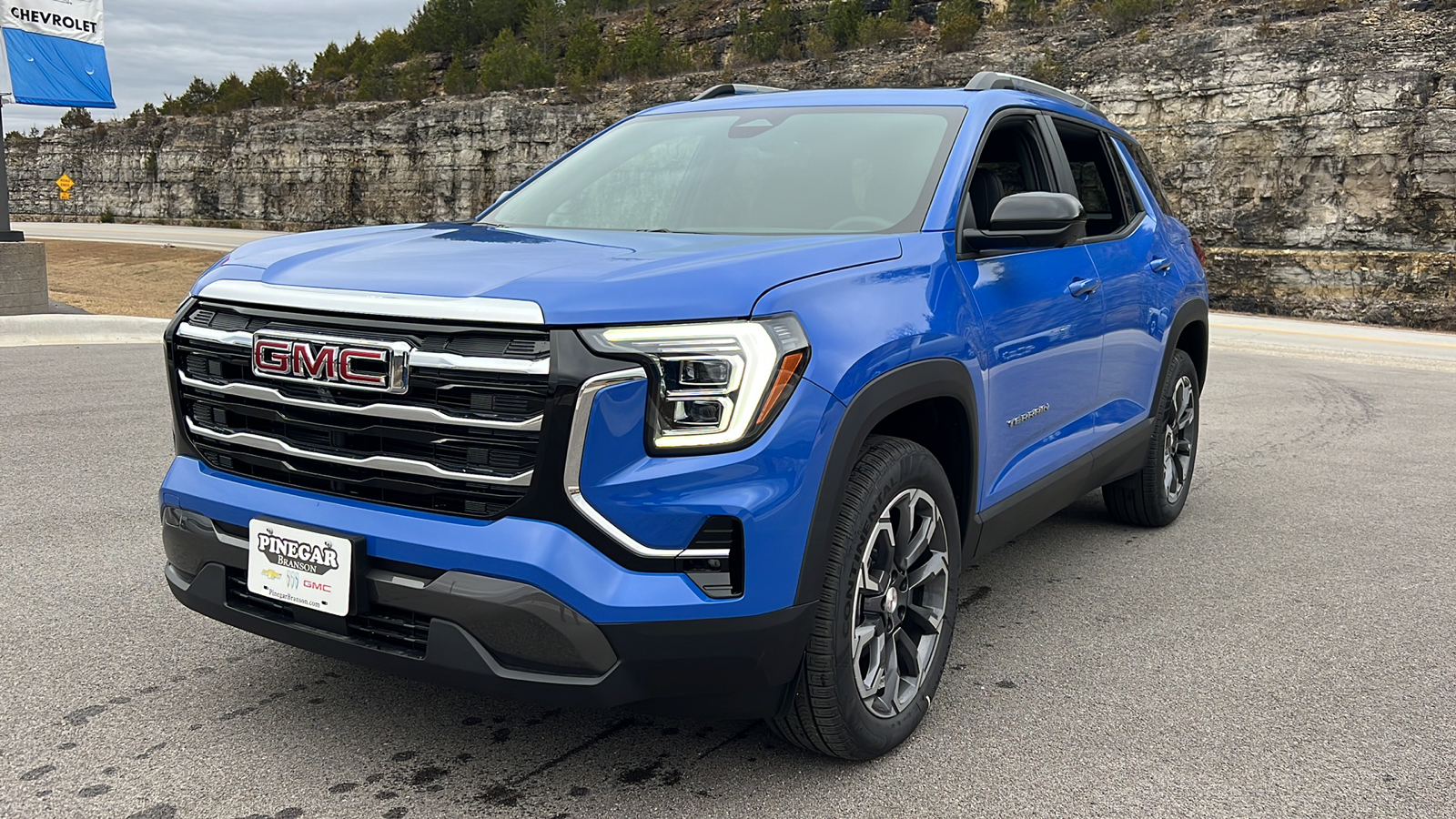 2025 GMC Terrain Elevation 3