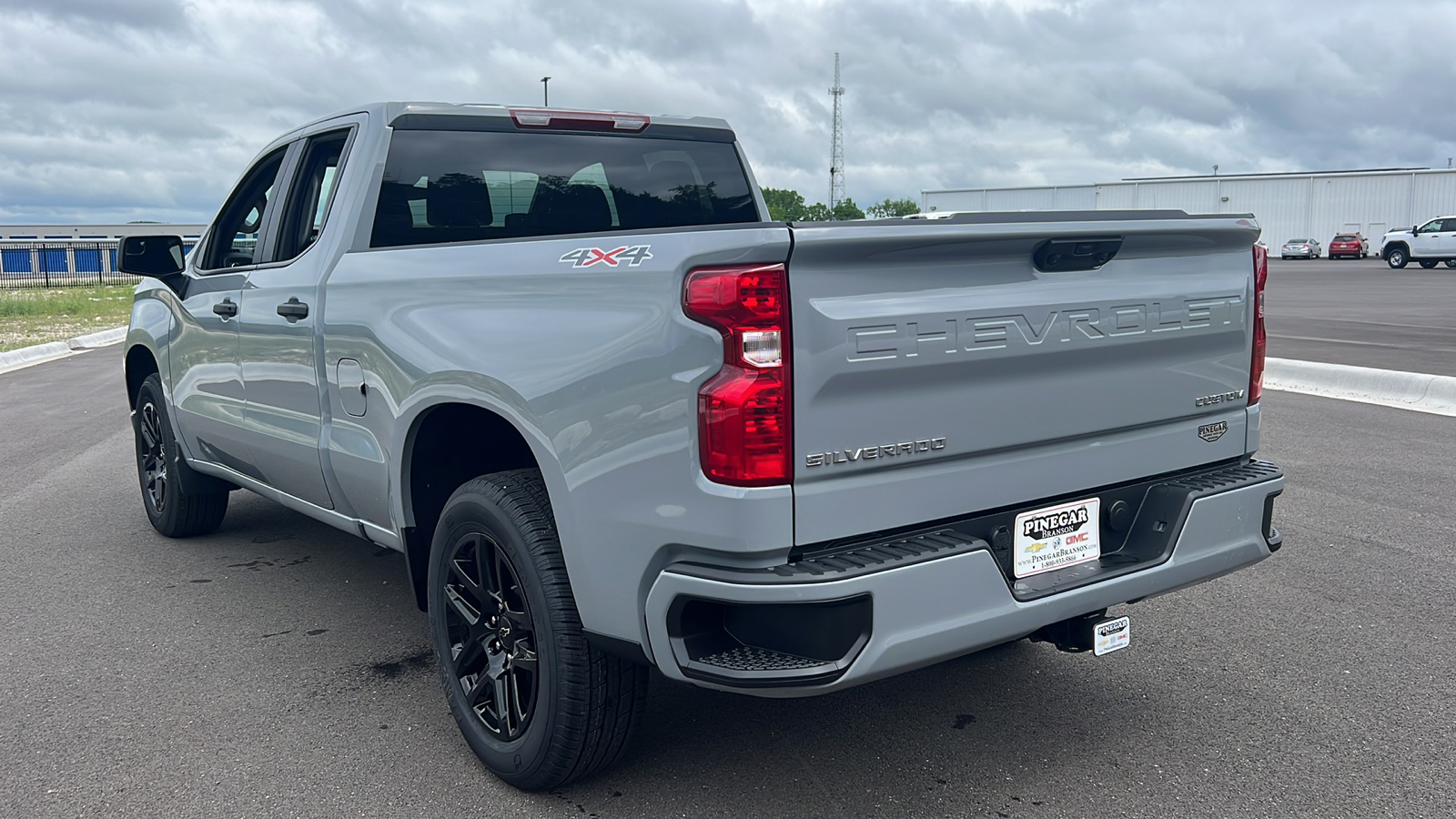 2024 Chevrolet Silverado 1500 Custom 6