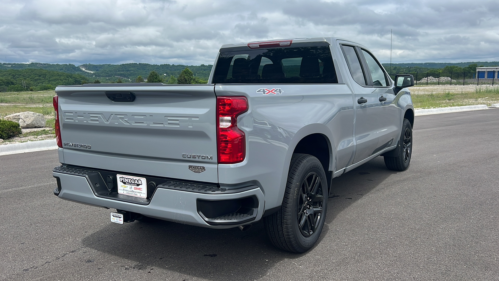 2024 Chevrolet Silverado 1500 Custom 8