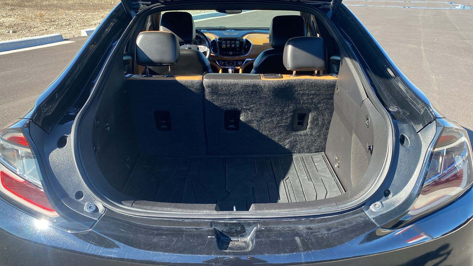 2018 Chevrolet Volt Premier 10